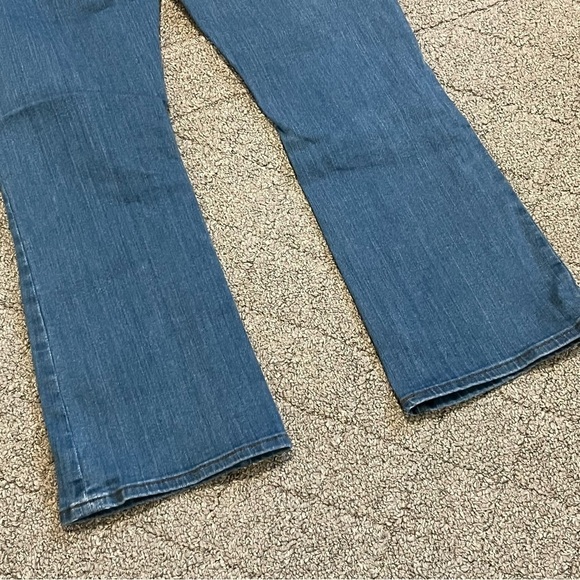 Loft The Kick Crop Denim Jeans Womens Size 27/4 Blue Bootcut Button Fly - Picture 11 of 12